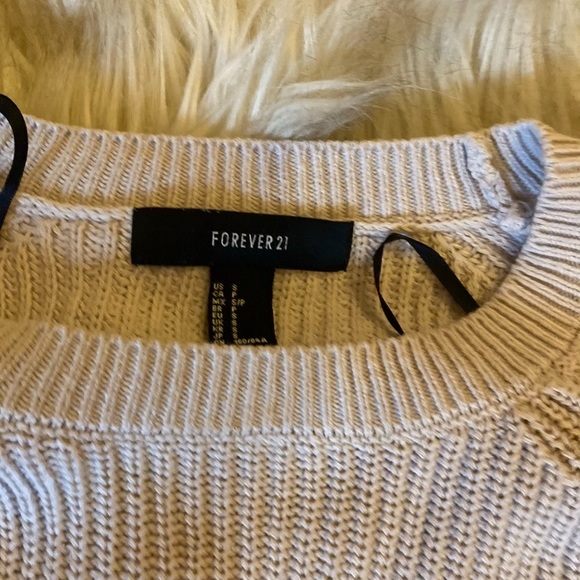 Forever 21 cream cropped knit long sleeve sweater - Picture 5 of 5